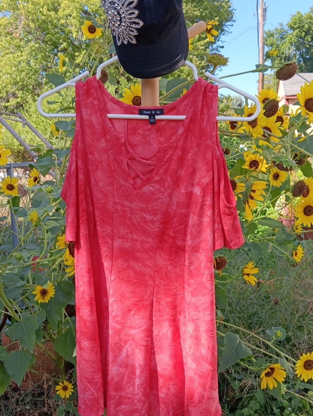 Sami & Jo Coral-Pink Cold-Shoulder Tunic Top